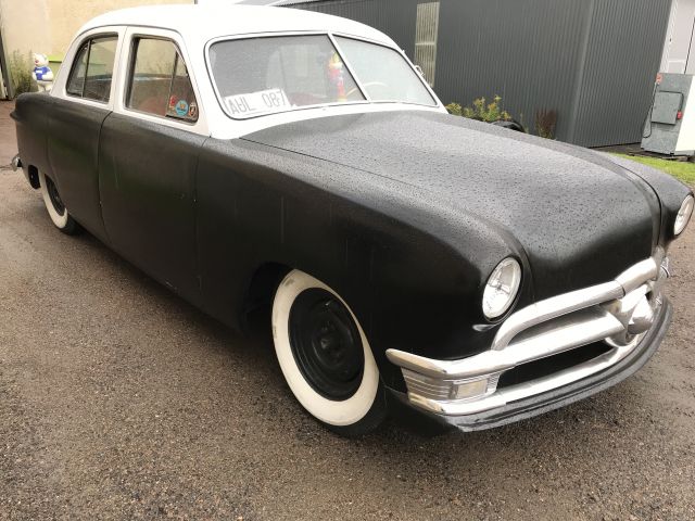 672701-14 1950 Ford DeLuxe V8