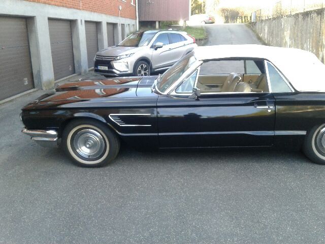 519592-18 Ford Thunderbird cab -65 (DSR297)