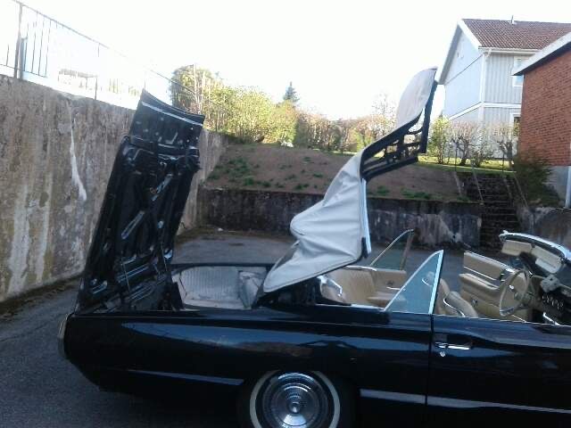 519592-27 Ford Thunderbird cab -65 (DSR297)