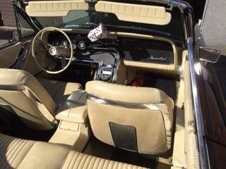 519592-30 Ford Thunderbird cab -65 (DSR297)