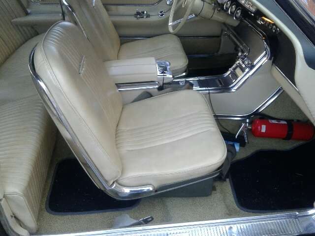 519592-36 Ford Thunderbird cab -65 (DSR297)