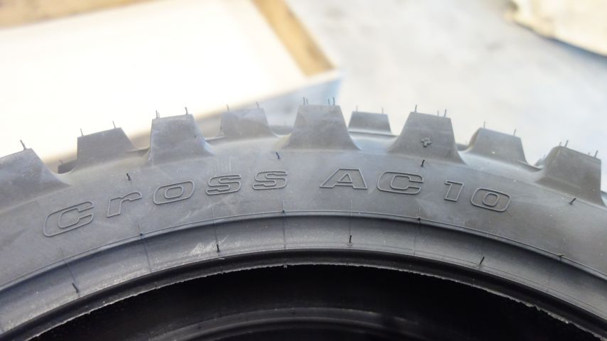 672546-4 2 MC tires Michelin Cross AC10 100/100 - 18