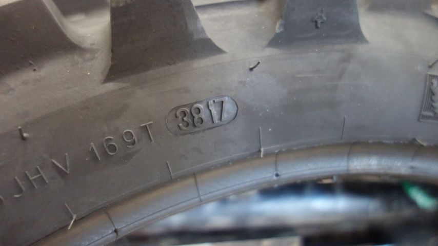 672546-7 2 MC tires Michelin Cross AC10 100/100 - 18