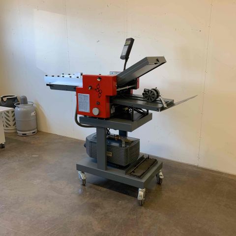 656215-1 Eurofold 235 suction-fed folding machine