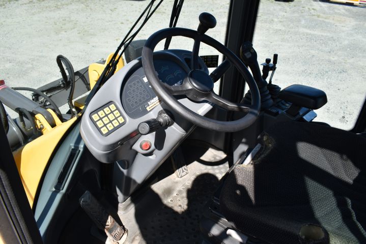 673318-12 Wheel Loader - Volvo L30B Pro, 2009, (4744 hours)