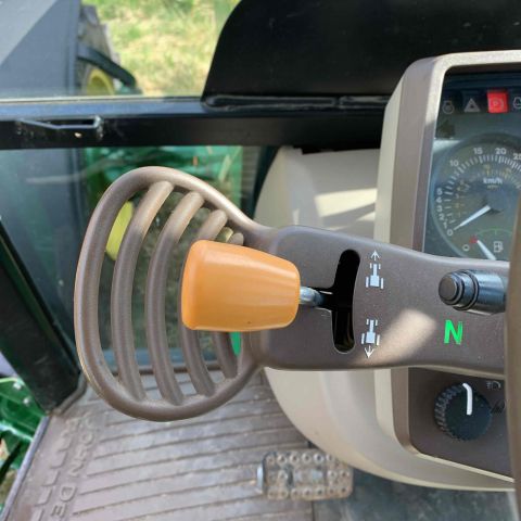 673501-24 John Deere 5620 RGC 457 -06