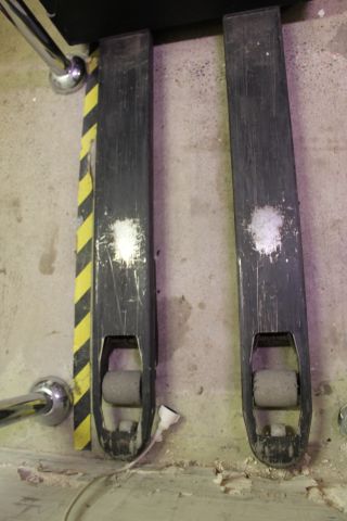 670848-10 Toyota BT Levio pallet truck 1400kg 2015