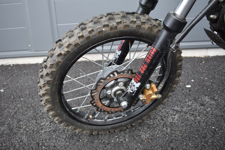 570716-11 Dirtbike från Zhejiang Lianmei - LMDB 125, 125cc, 2016