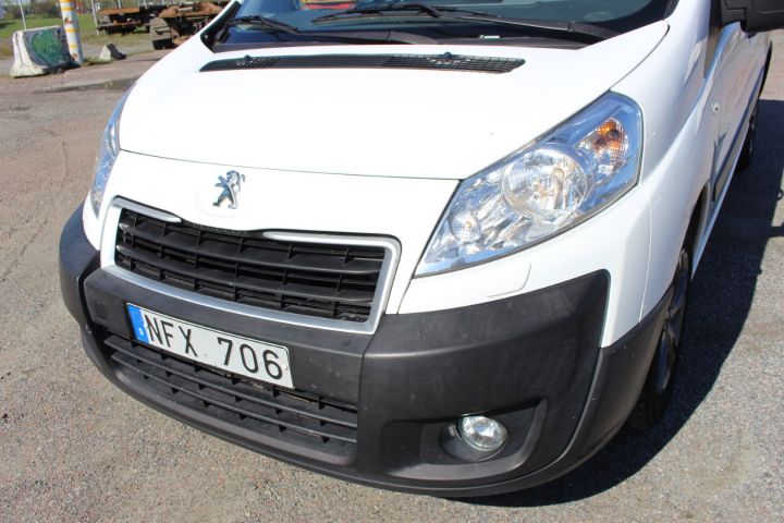 673303-10 Peugeot Expert 2.0 HDi Automat -2013 (163hk, 140380km)