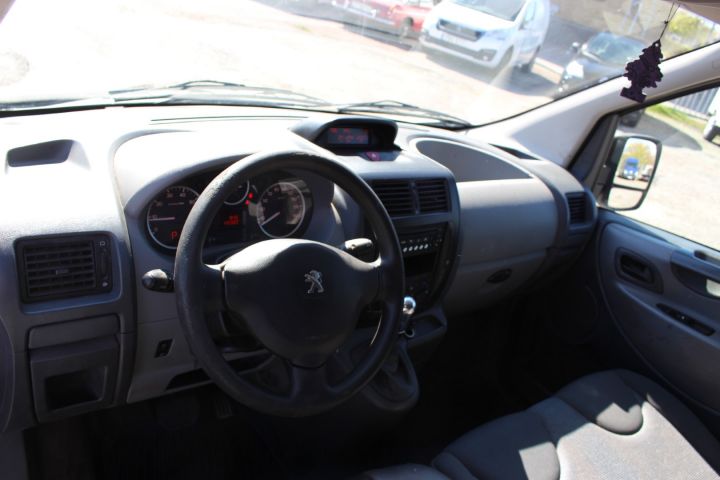 673303-27 Peugeot Expert 2.0 HDi Automat -2013 (163hk, 140380km)