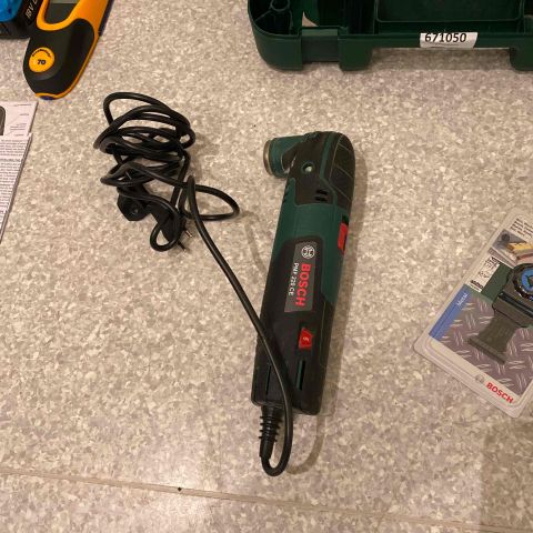 671050-3 Bosch PMF 220CE multi-tool with accessories