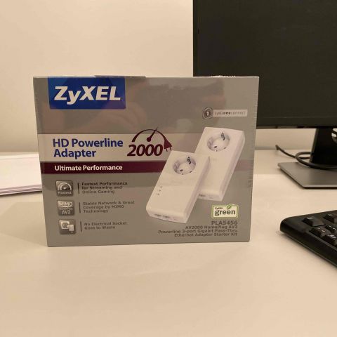 671052-1 ZyXel HD powerline adapter 2000, new in carton.