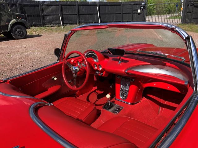 383749-8 Chevrolet Corvette C1 -59