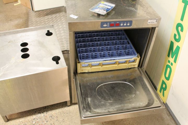 670869-1 Dishwasher Metos Master