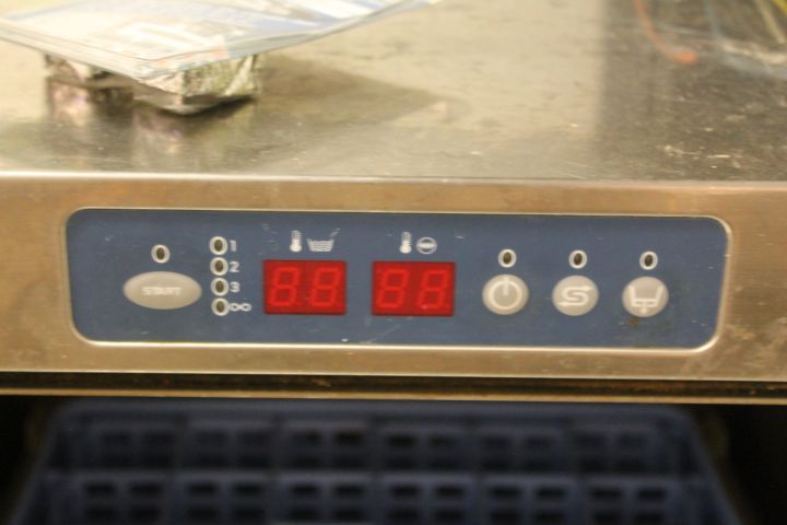 670869-4 Dishwasher Metos Master