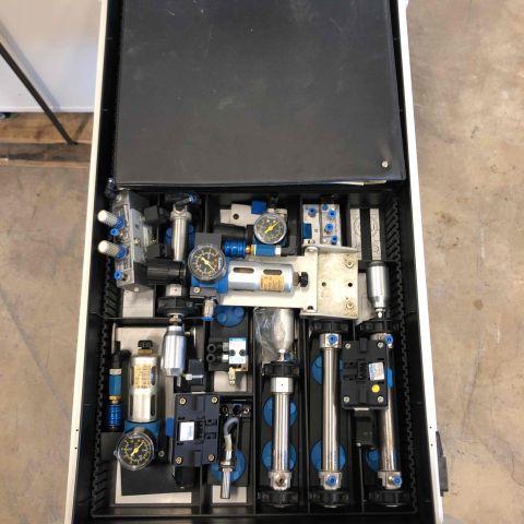673825-8 Pneumatic bench Festo