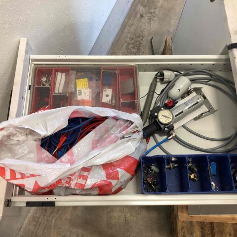 673825-11 Pneumatic bench Festo