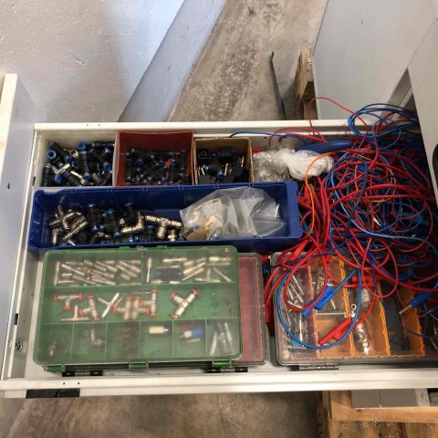 673825-12 Pneumatic bench Festo