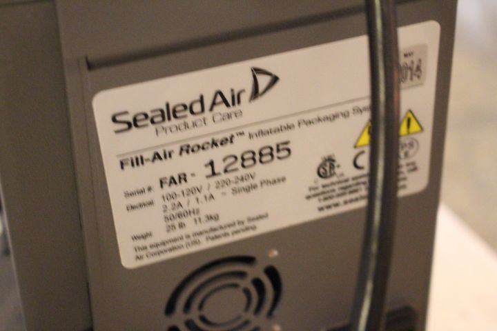 670944-4 Fill-Air Rocket - Sealed Air