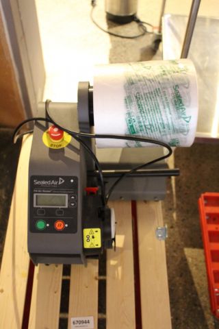 670944-1 Fill-Air Rocket - Sealed Air