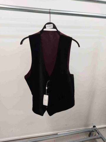 654269-1 West Armani Size: 60