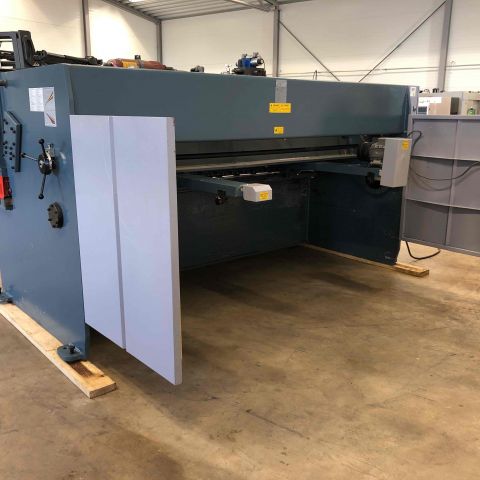 673832-10 Shearing machine Durma SBT 3006