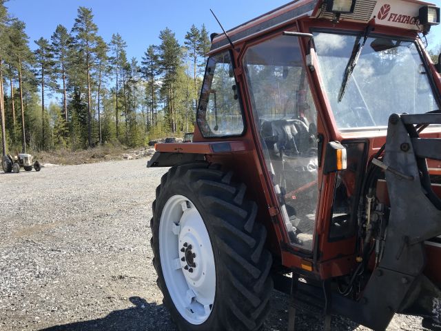 674904-21 Fiat 7090 m loader 3200 tim 1990