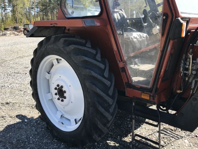 674904-22 Fiat 7090 m loader 3200 tim 1990