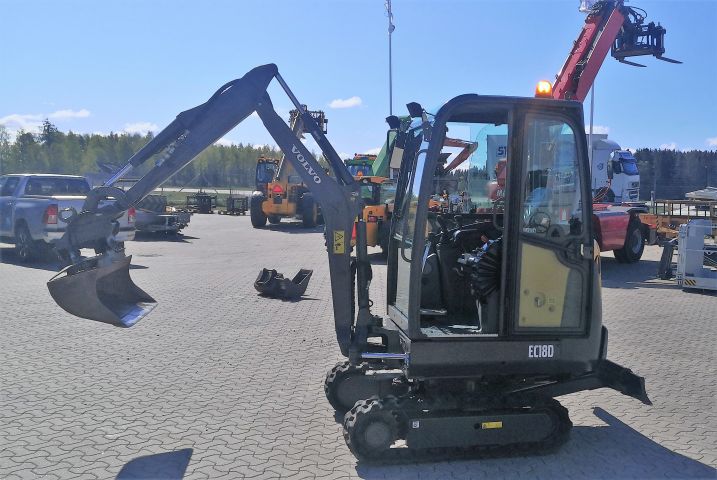 674351-2 Bandgrävmaskin Volvo EC18D (1105h) - 2016