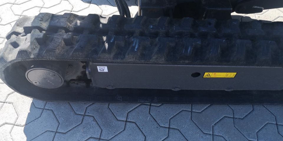 674351-8 Bandgrävmaskin Volvo EC18D (1105h) - 2016