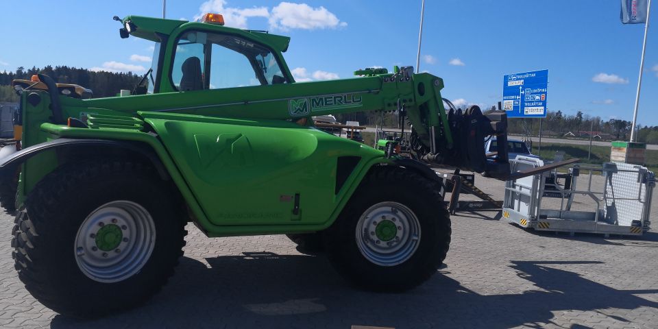 674352-4 Telescopic handlers Merlo F 28 TD with basket & forks (3880h) - 2013