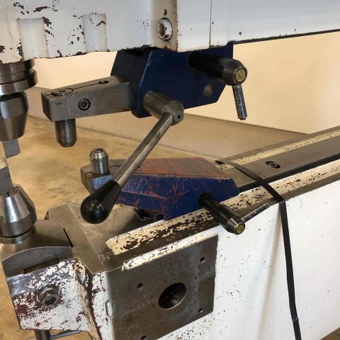 673835-4 Sheet metal working machine Pullmax P201