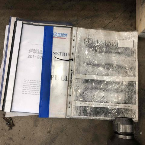 673835-20 Sheet metal working machine Pullmax P201