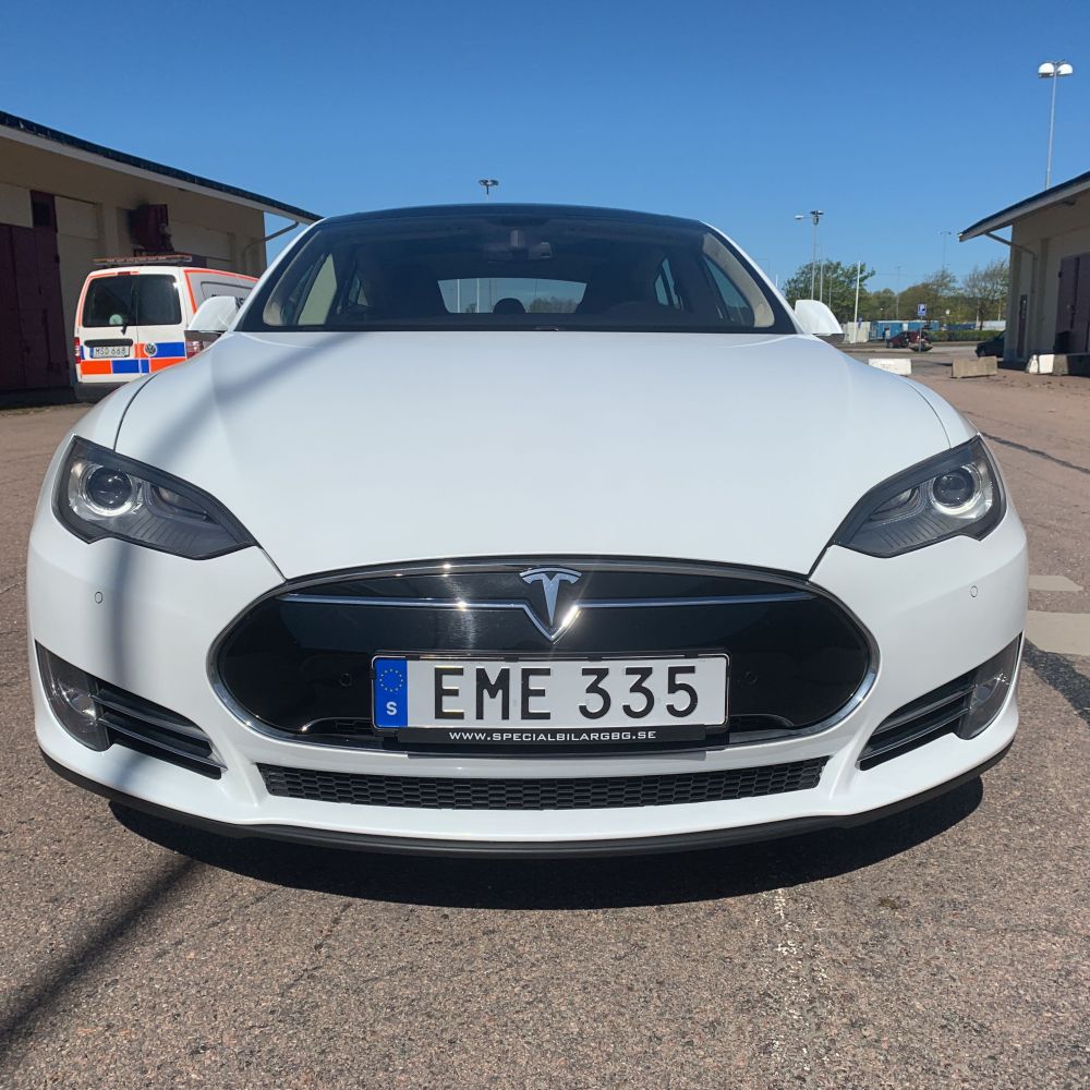 673305-2 Tesla Model S P85+ Single Speed -2014 (421hk, 7-sits, 87227km)