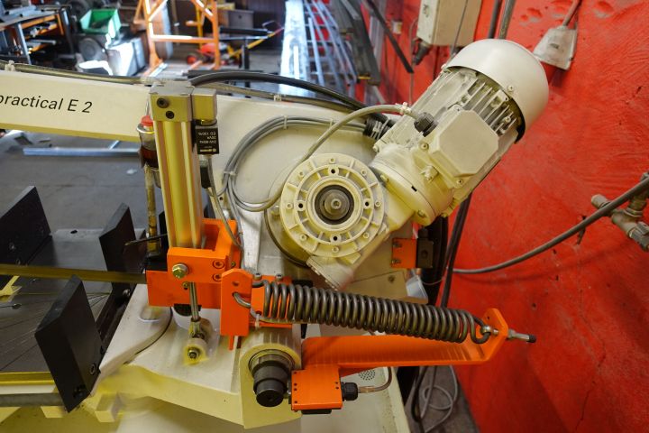 674959-4 Band saw Kasto practical E2