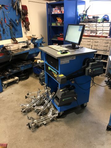 675175-2 Wheel alignment machine - Beissbarth Microline 1800