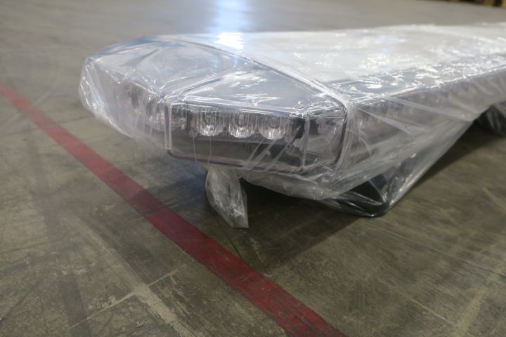 673617-4 Flashlight ramp TBD8952 12-24V Amber 1880mm