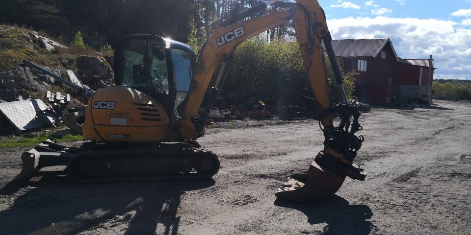 675272-4 Crawler excavator JCB D 8055 ZTB - 2014