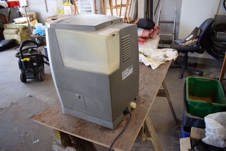 632708-4 Kaffeautomat Jede KOMO-001