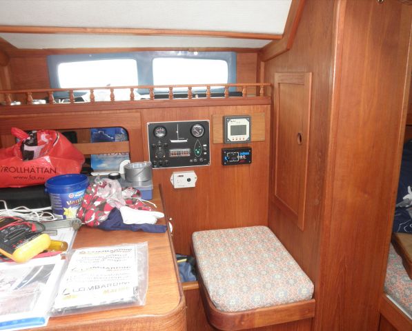 675709-5 Sailboat Jarrack 33 feet by boat -80