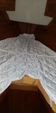 675709-9 Sailboat Jarrack 33 feet by boat -80