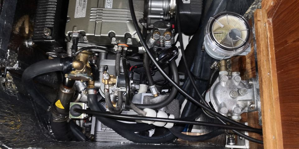 675709-43 Sailboat Jarrack 33 feet by boat -80