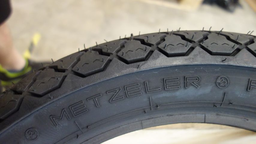 675159-2 MC tire butcher ME77 Perfect 3.50-18