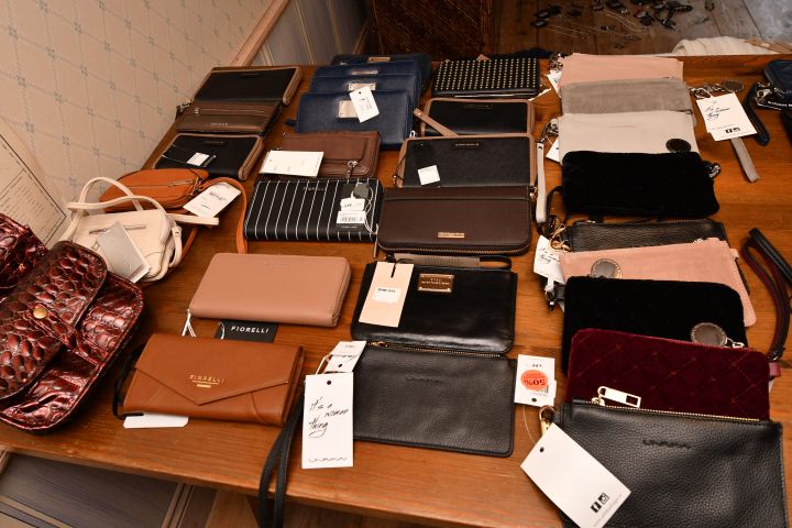 674392-1 Väskor + plånböcker FIORELLI - Björn Borg m.m.