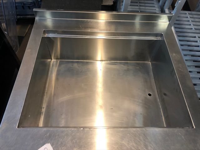 479884-3 Cooling well with cooled drawer Kema Blue Line