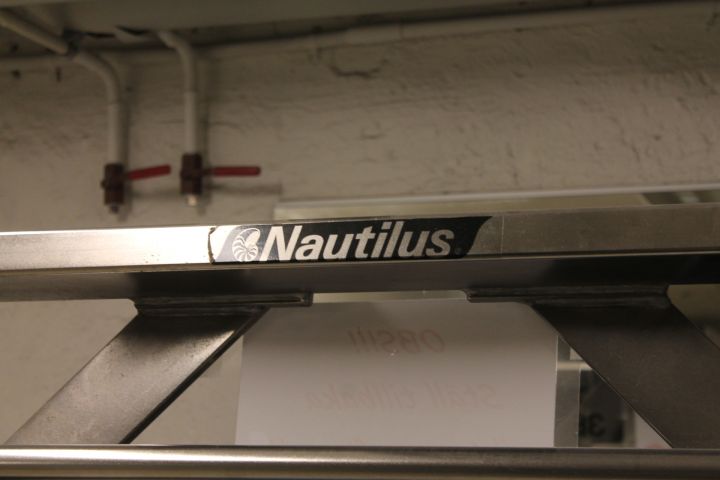 660693-25 Gymutrustning, portabla luftkonditioneringsapparater.