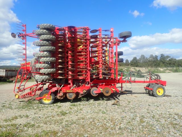 576868-4 (13813) Väderstad Rapid 800S with Biodrill