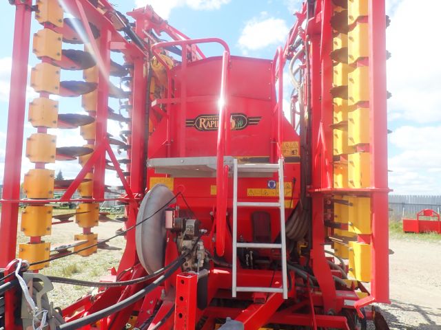 576868-14 (13813) Väderstad Rapid 800S with Biodrill