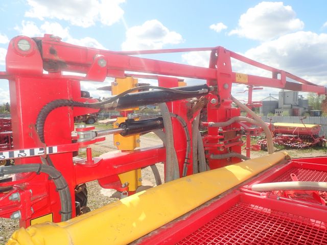 576868-17 (13813) Väderstad Rapid 800S with Biodrill