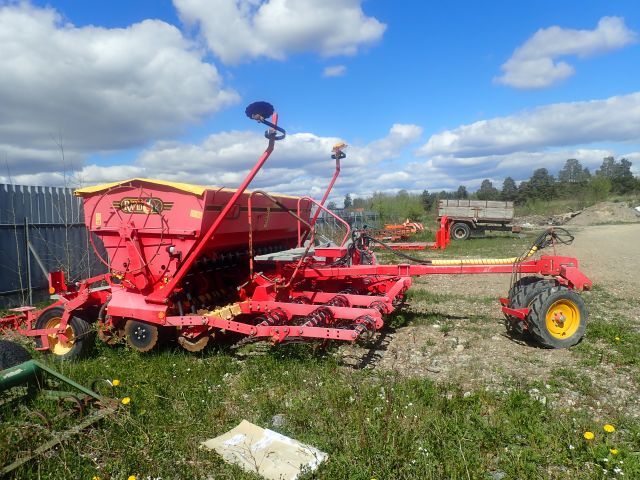 576866-2 (14163) Seed drill Väderstad Rapid 400C